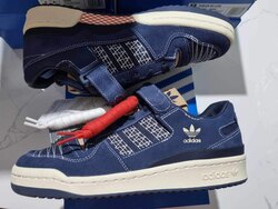 Korea adidas