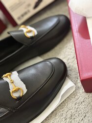 Gucci loafers / ардаа гишгэдэг