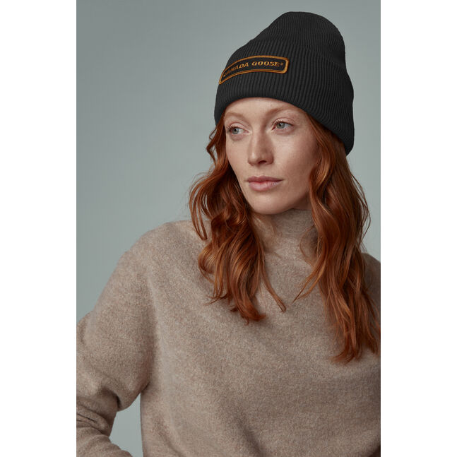 Emblem Rib Toque