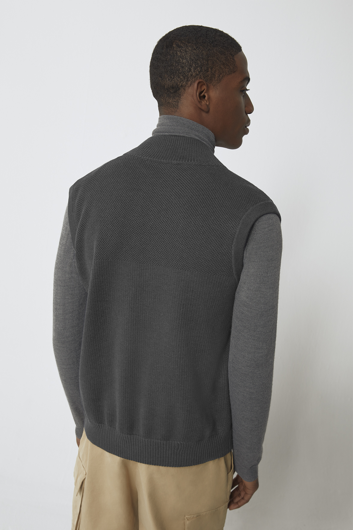 Hybridge Knit Vest - BD L 699 6829MB
