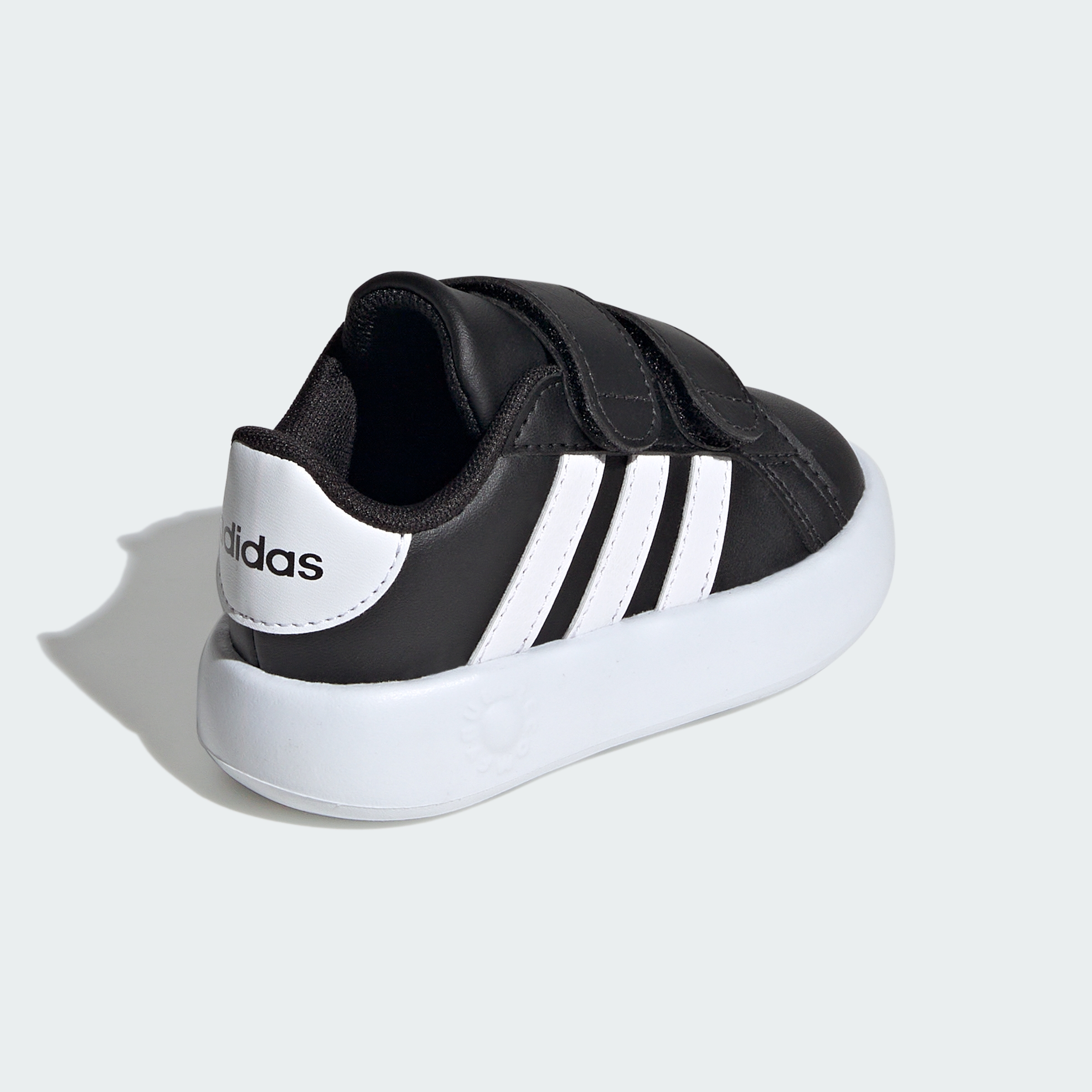 GRAND COURT 2.0 CF CBLACK/FTWWHT/CBLACK