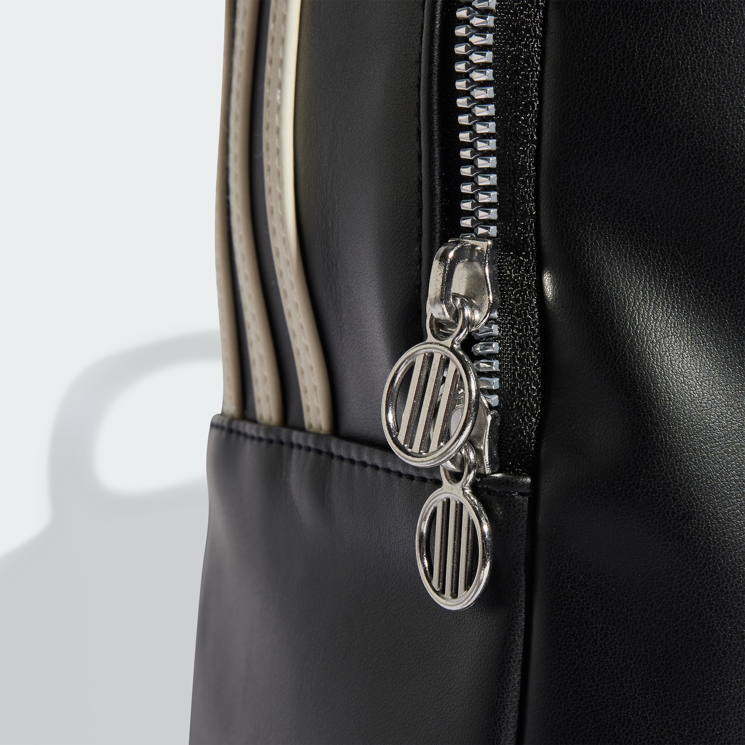 PU TR BACKPACK BLACK