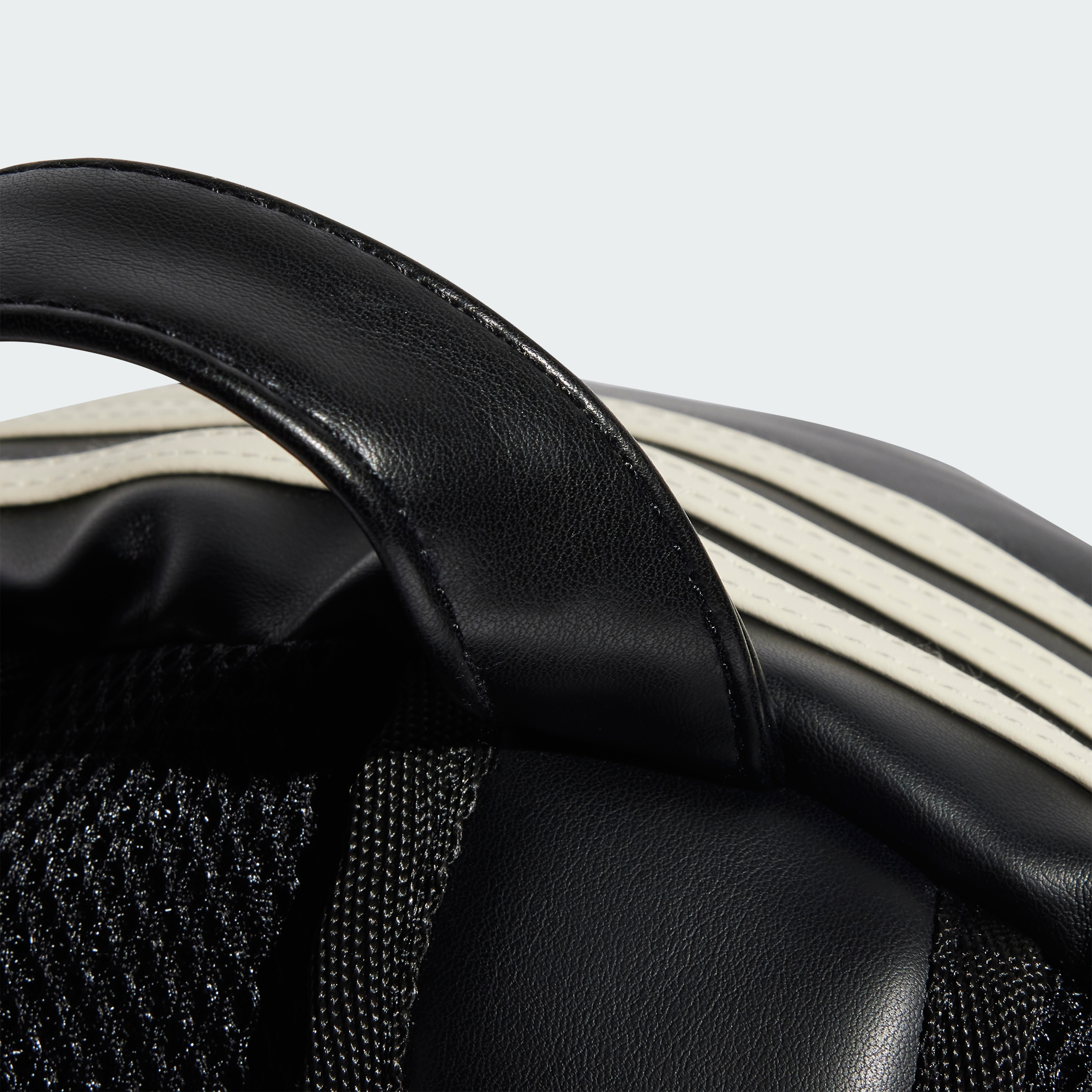 PU TR BACKPACK BLACK