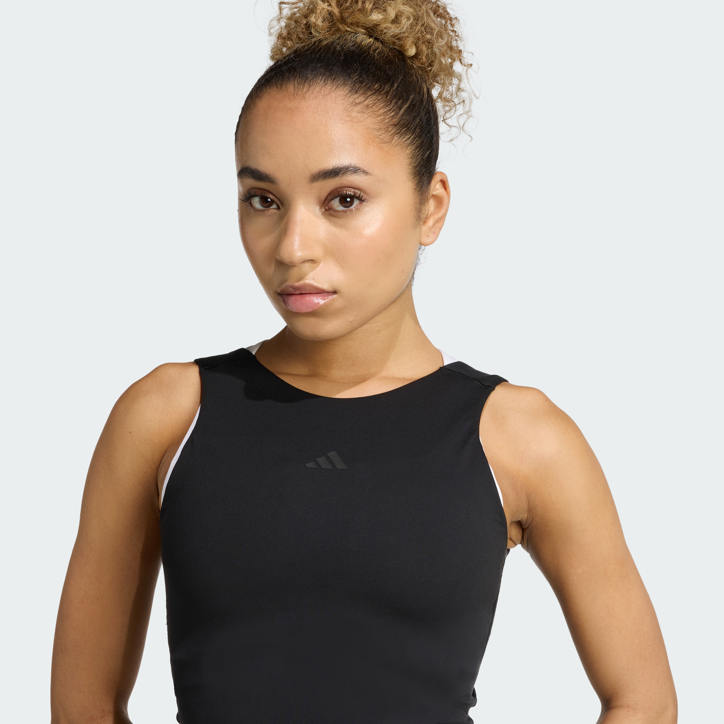 MOTION TNK BLACK