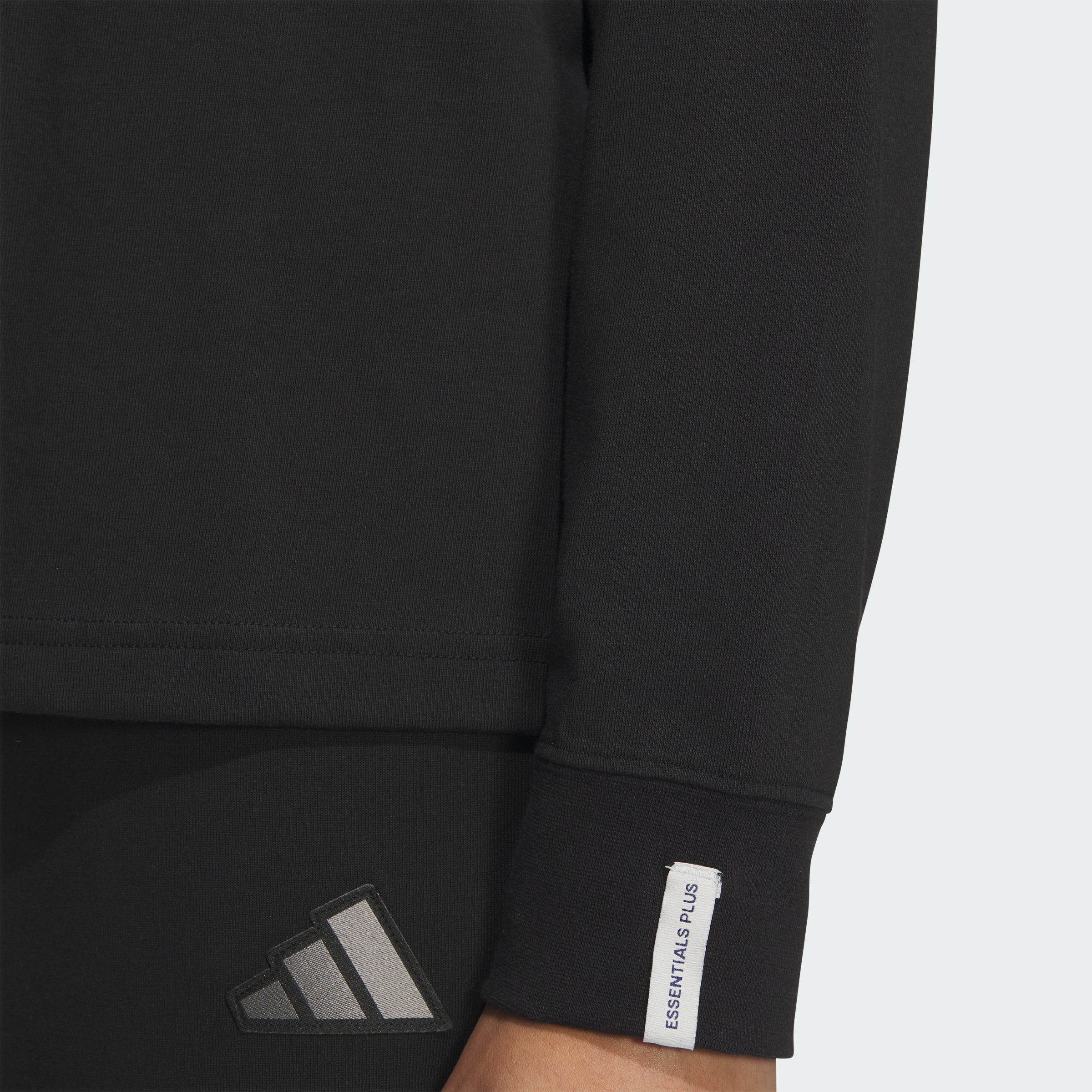 ES SL LS TEE BLACK