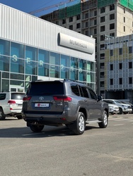 Toyota Land Cruiser 300 GX-R Leather 
