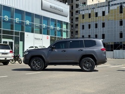 Toyota Land Cruiser 300 GR-Sport 
