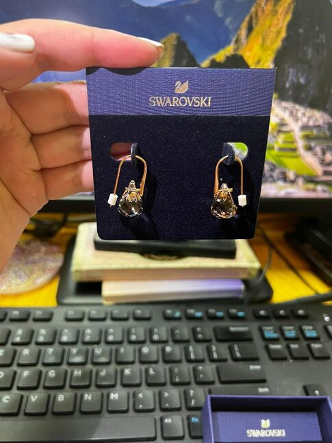 Usa original swarovski зарна