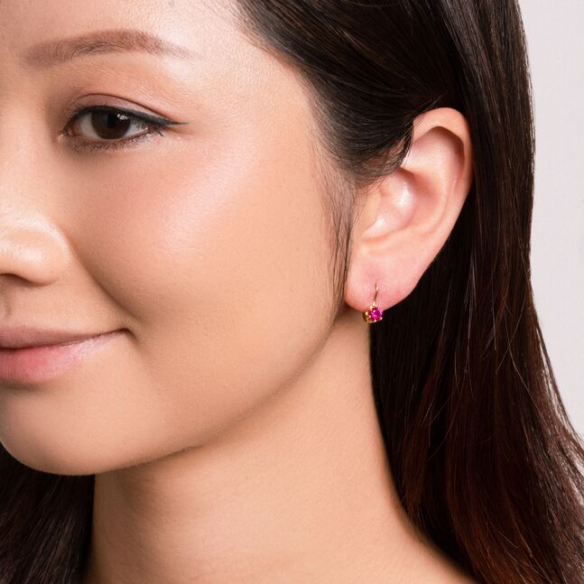 Монет ээмэг /Ягаан шигтгээтэй/