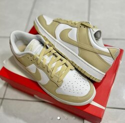 Nike dunk low team gold