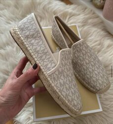 Mk gutal size us 9 39-39.5 