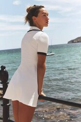 Ribbed dress with metal buttons 