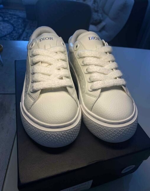 Dior sneaker -new arrival 