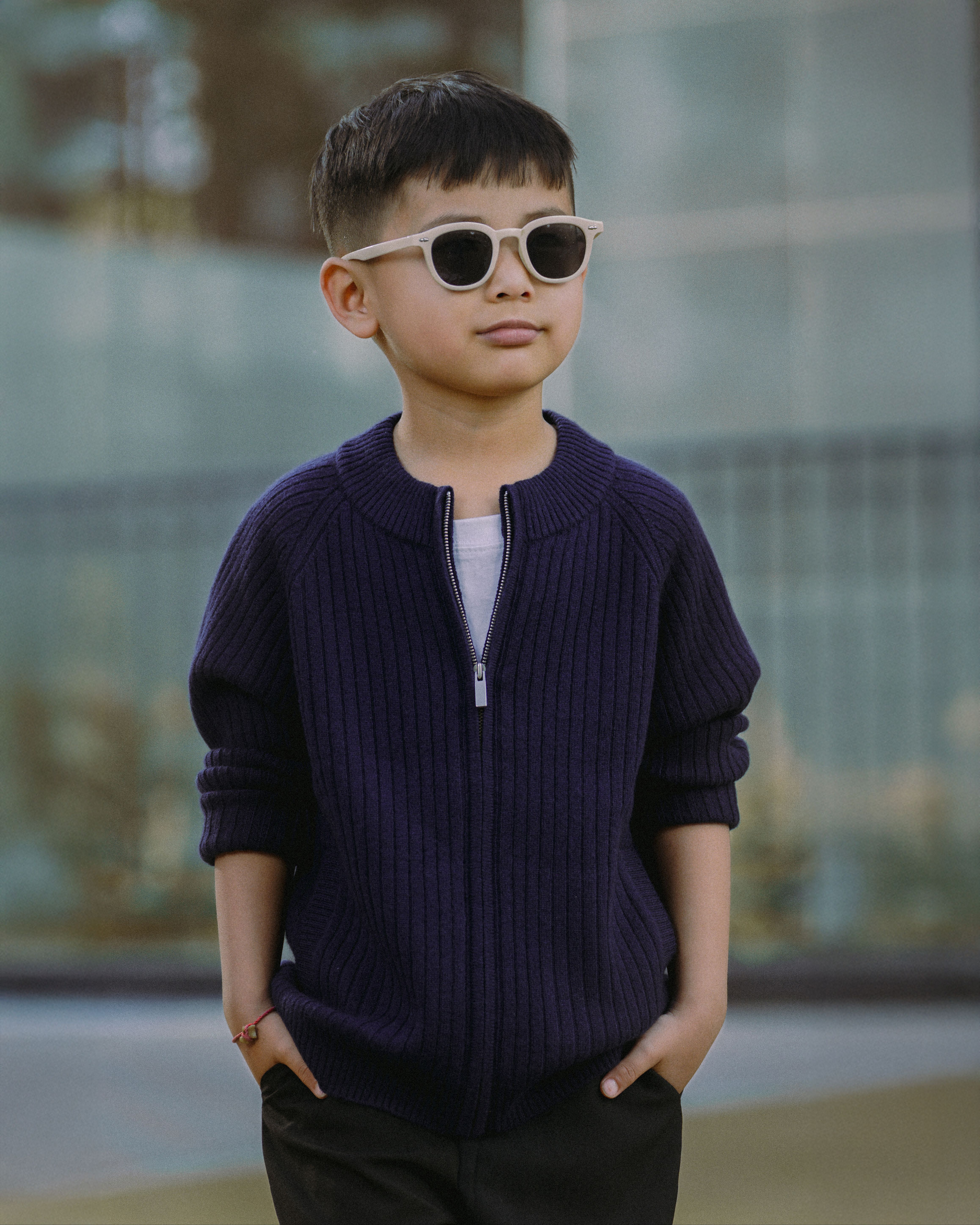 Цахилгаантай кардиган