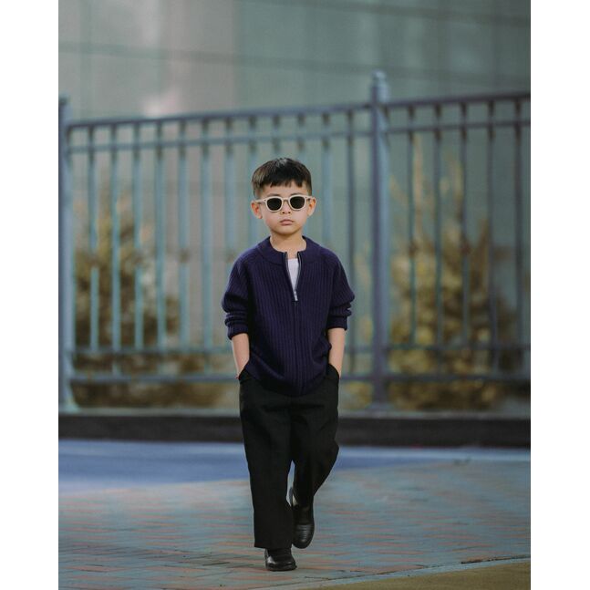 Цахилгаантай кардиган