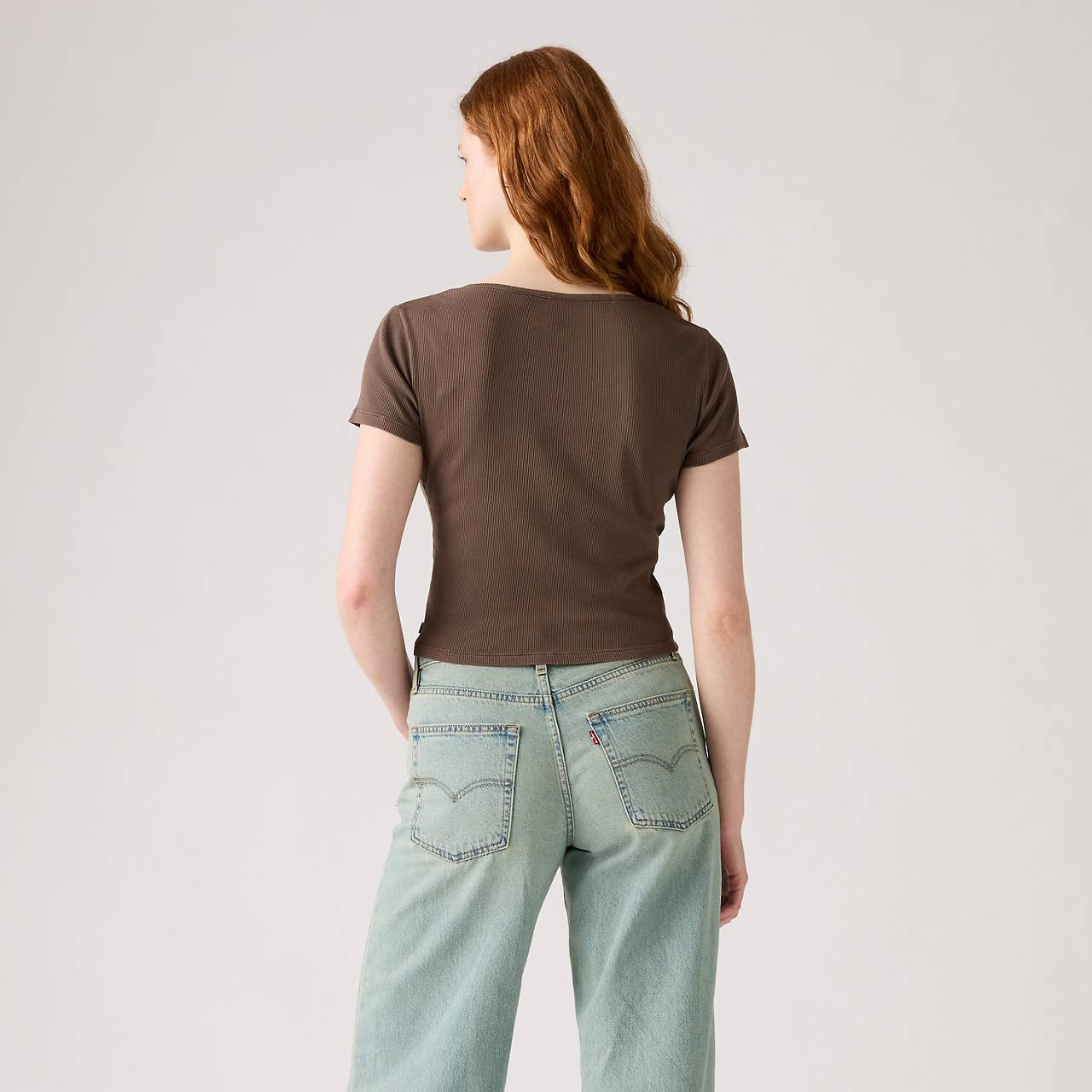 ESSENTIAL SQRD NECK TEE FA180896 GARMEN