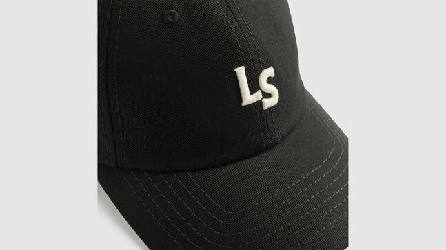 LS MONOGRAM CAP CAVIAR TWILL