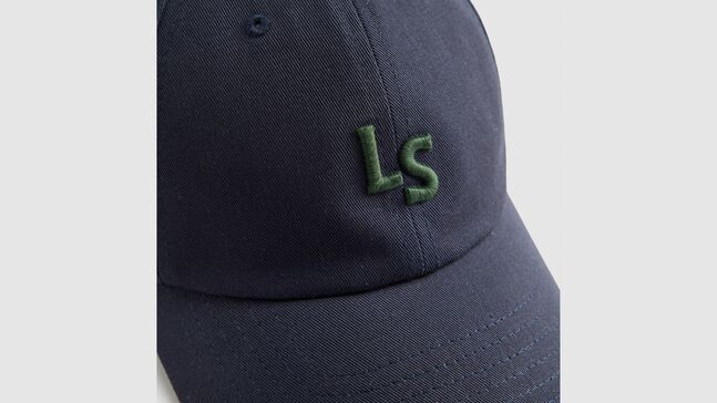 LS MONOGRAM CAP W NAVY BLAZER