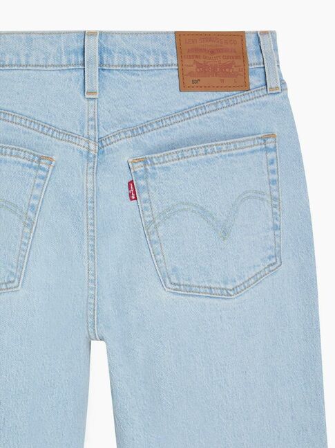 501 CROP WOW ME OVER