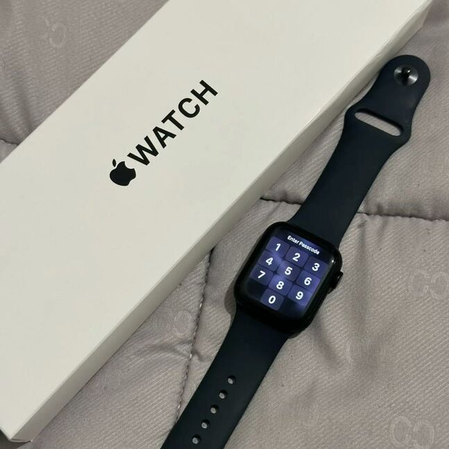 Iwatch se2 full box 40mm bh100