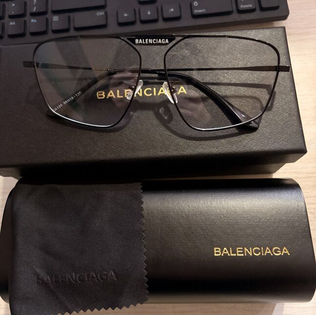 Balenciaga шил
