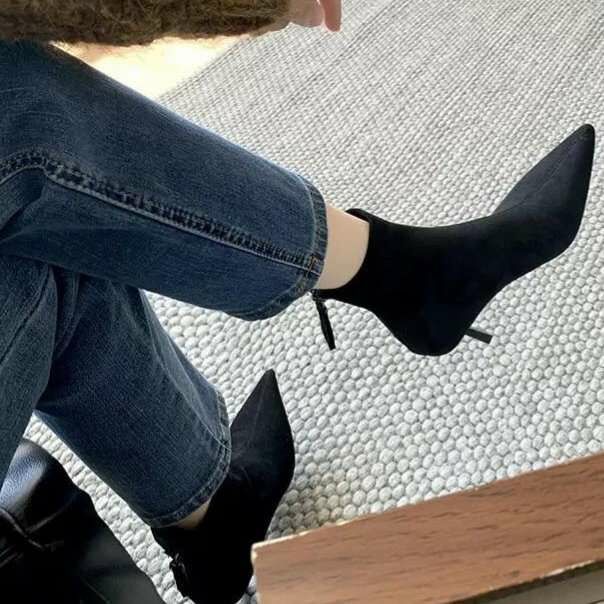Elegant pointed-toe ankle boots