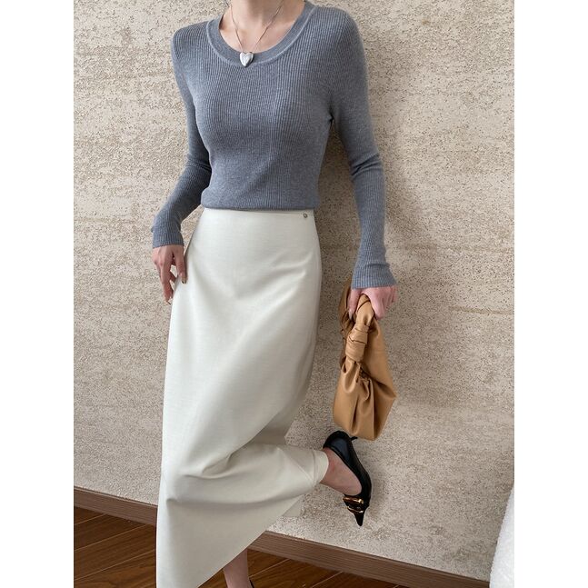 Шулуун загварын юбка