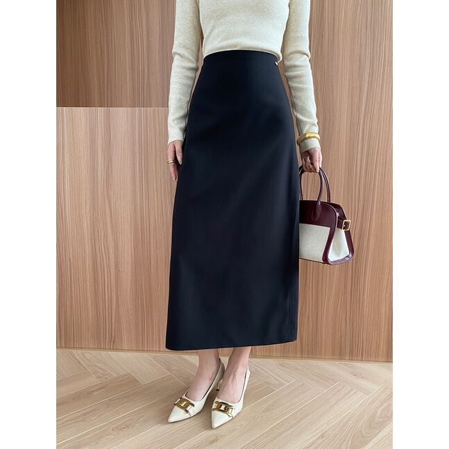 Шулуун загварын юбка