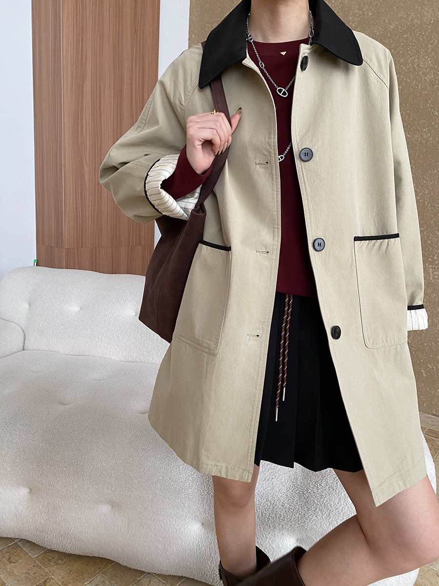 Trench coat beige