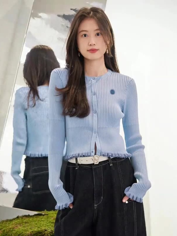 Blue long sleeve shirt