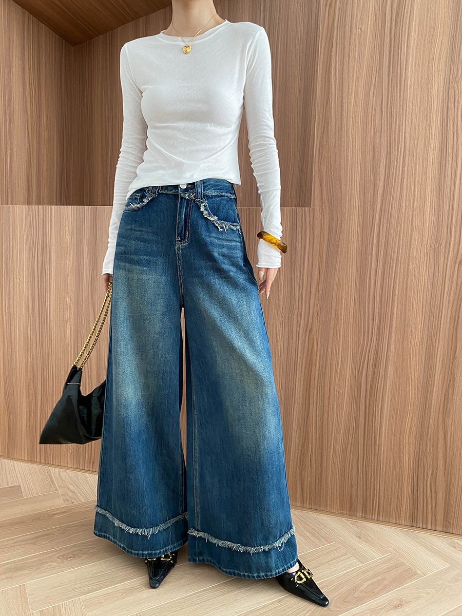 Wide leg jeans