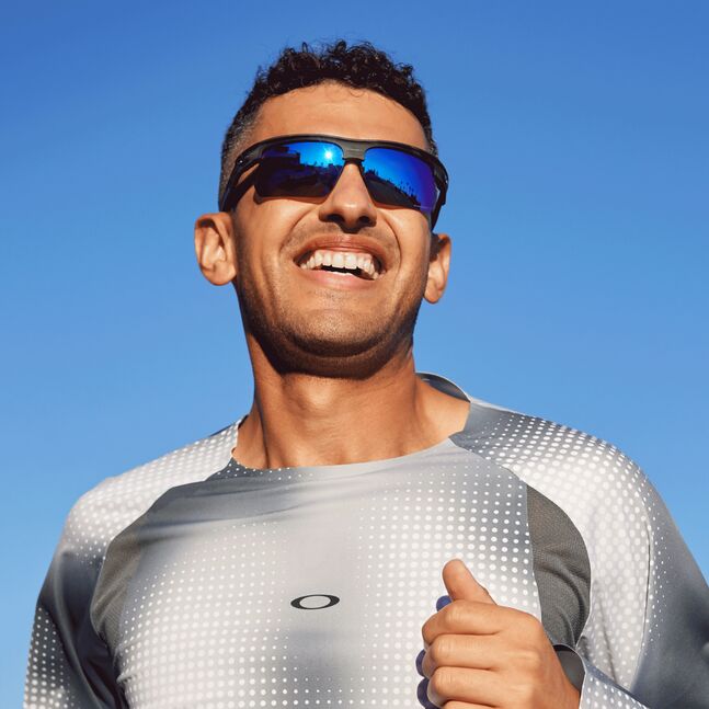Oakley INJECTED UNISEX SUNGLASS