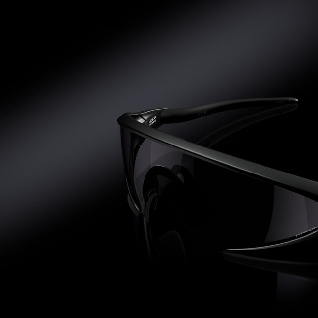 Oakley INJECTED UNISEX SUNGLASS