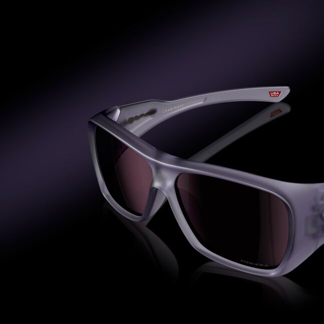 Oakley INJECTED UNISEX SUNGLASS
