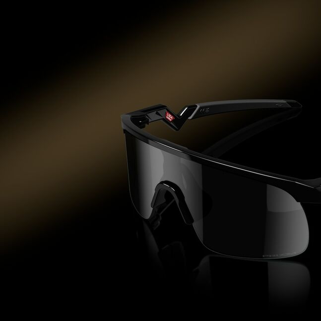 Oakley Youth Sun INJECTED MAN SUNGLASS