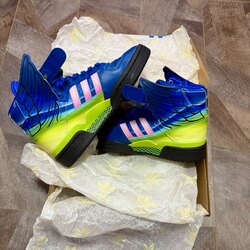 Adidas motorsport wings 4.0