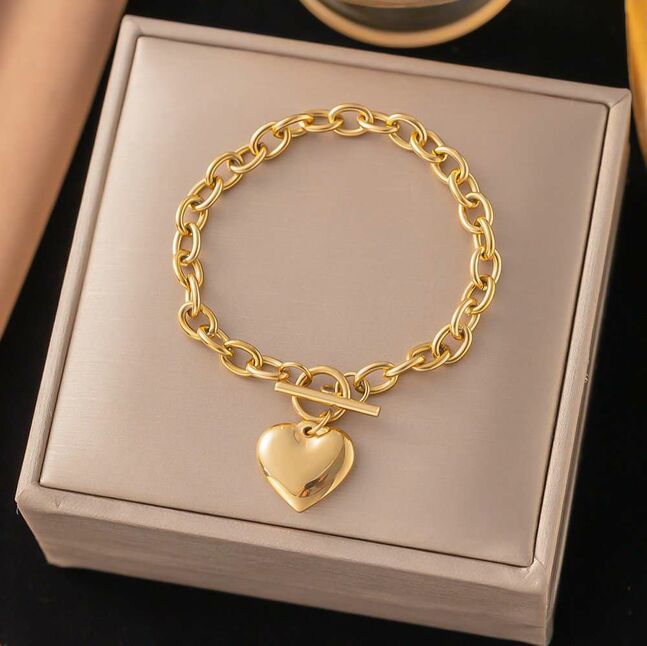 Heart bracelet