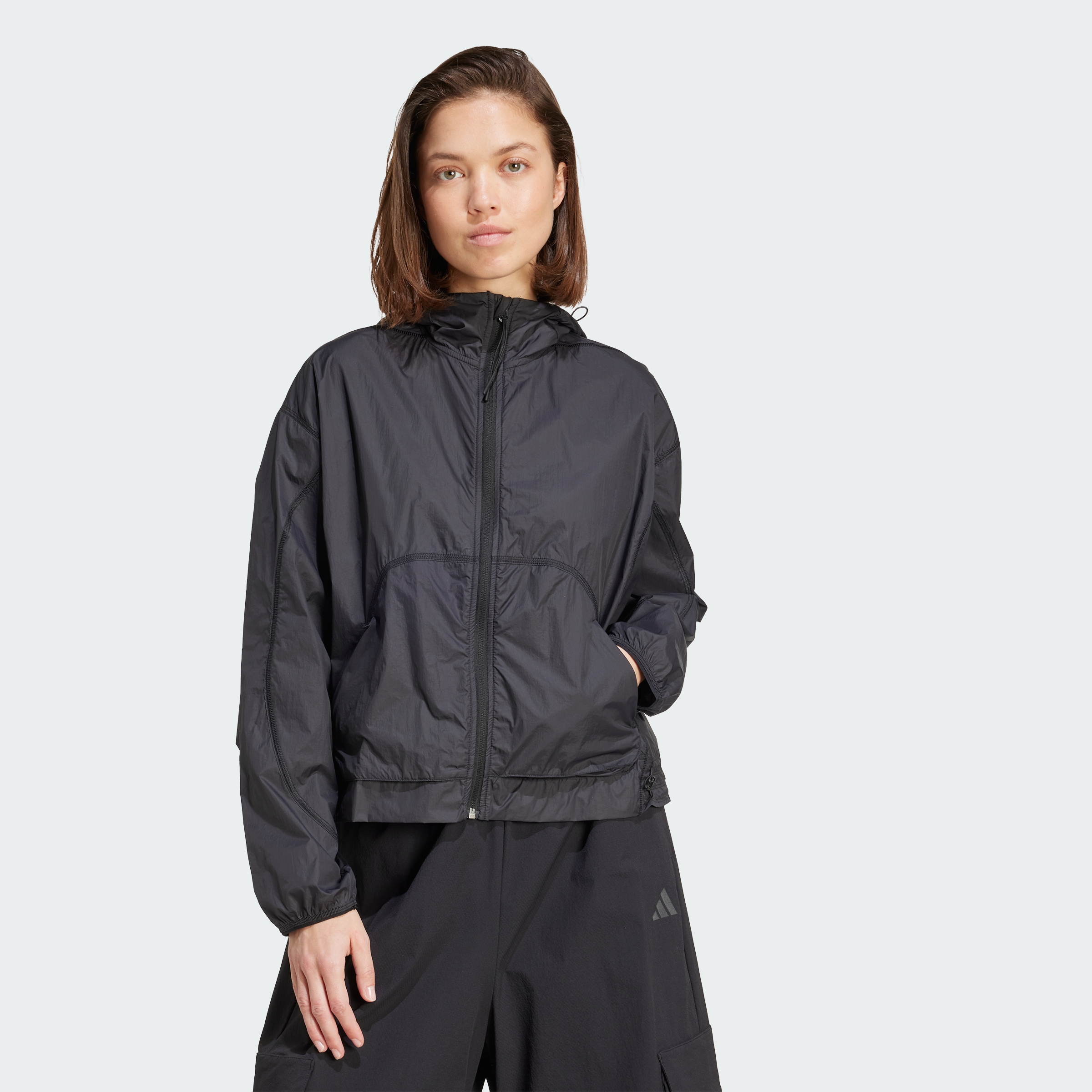 W CE Q2 WB BLACK