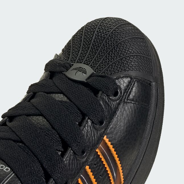 SUPERSTAR II W CBLACK/CREORA/SEIMOR