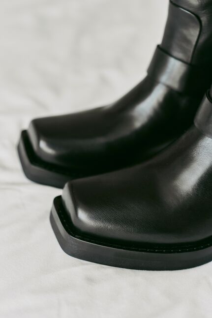 Leather shoes