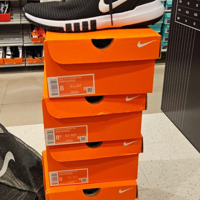 Nike брэндийн оригнал пүүз зарна