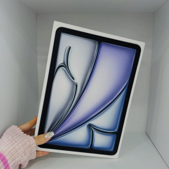 Ipad air 11inch m3/7th gen 128gb