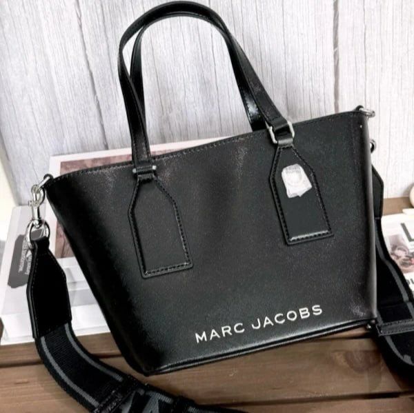 Marc jacobs leather bag 