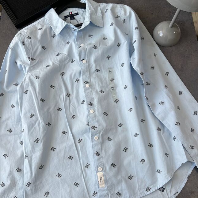 Tommy hilfiger size: m