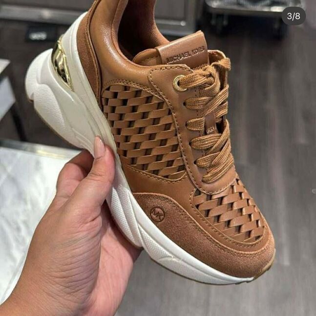 Mk puuz size 37-37.5