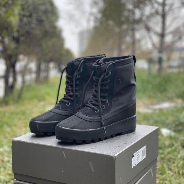 Yeezy950