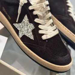 Golden goose sneaker