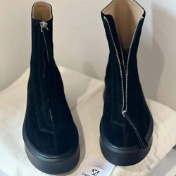 The row boots
