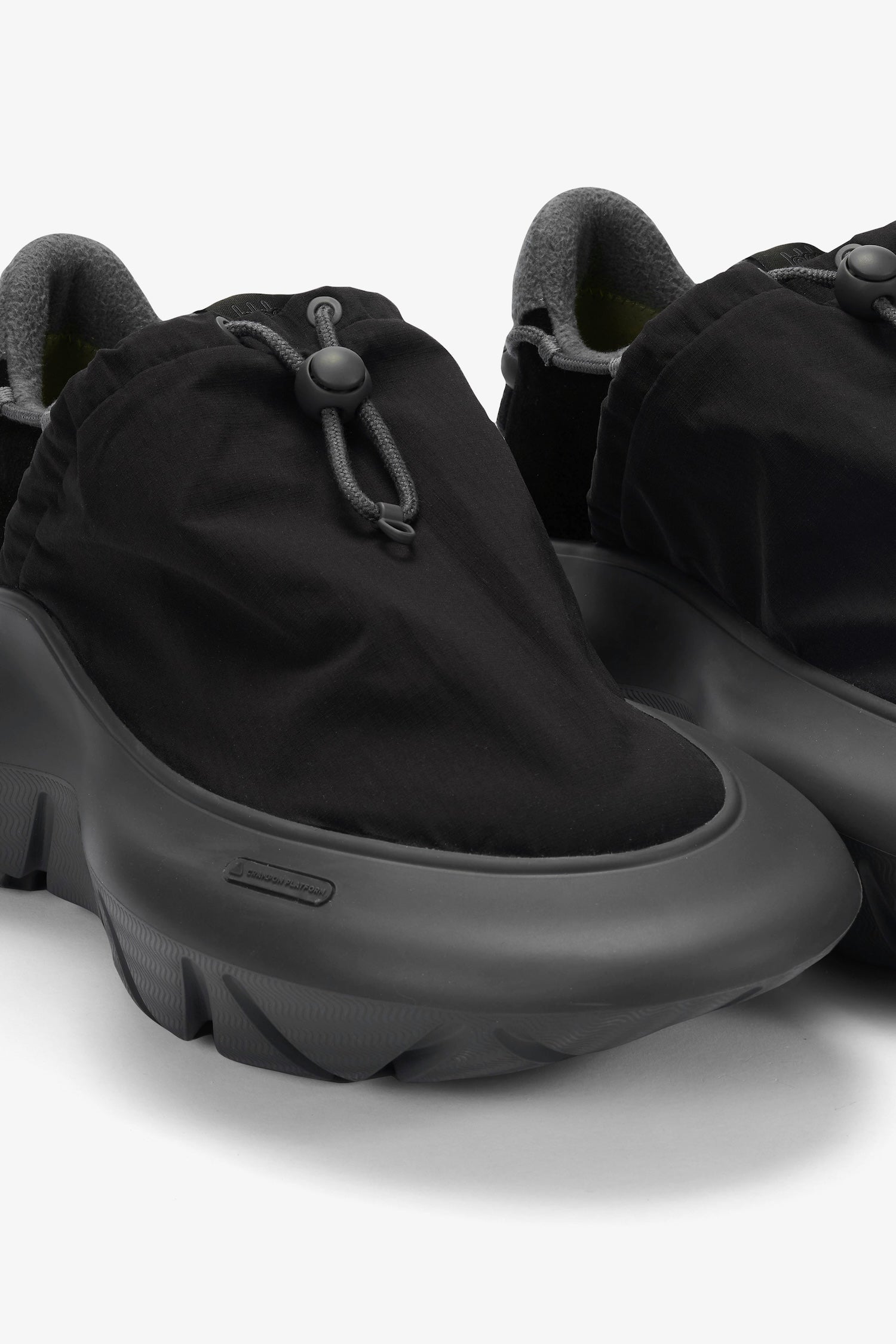 Eyak Sneaker XL Extralight Black