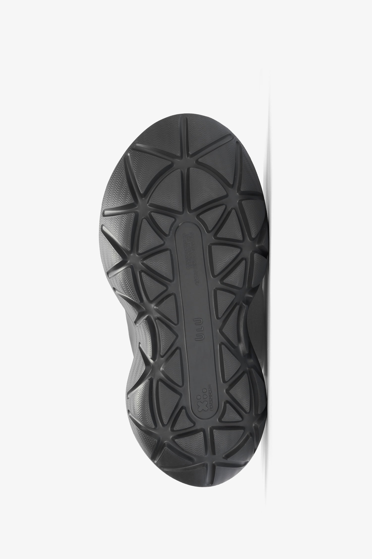 Eyak Sneaker XL Extralight Black